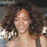 Rihanna bez makijażu!