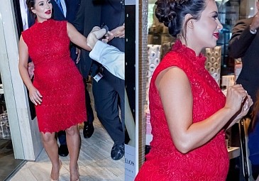 Kardashian w czerwonej sukience reklamuje perfumy (ZDJĘCIA)